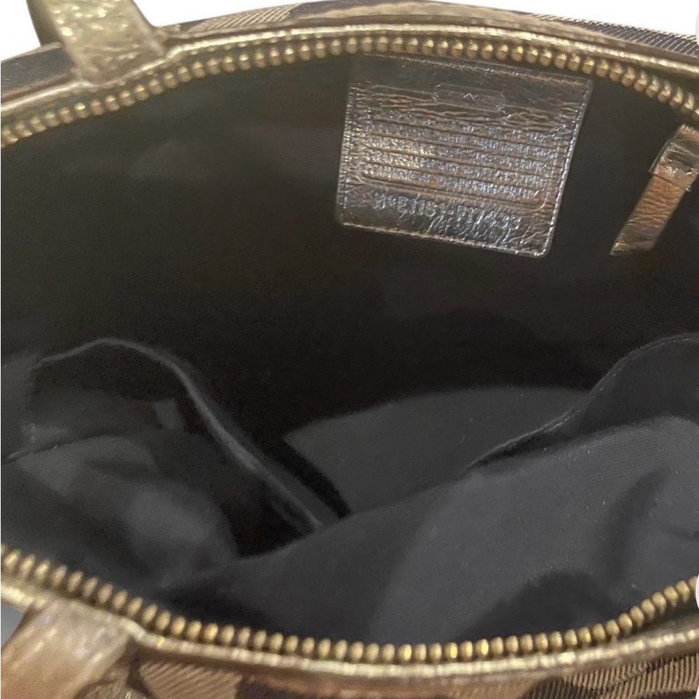 Coach Signature Denim Bag in silver and denim - Picture 6 of 8